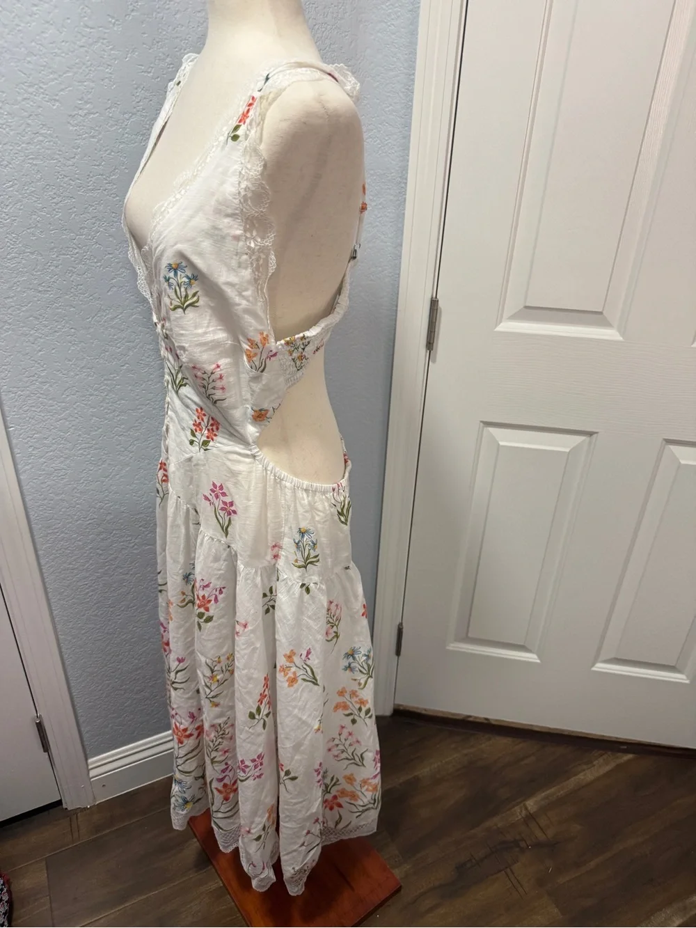 Anthropologie Floral Embroidered Lace Trim Midi Dress Cottagecore Size L Coastal - Picture 3 of 12